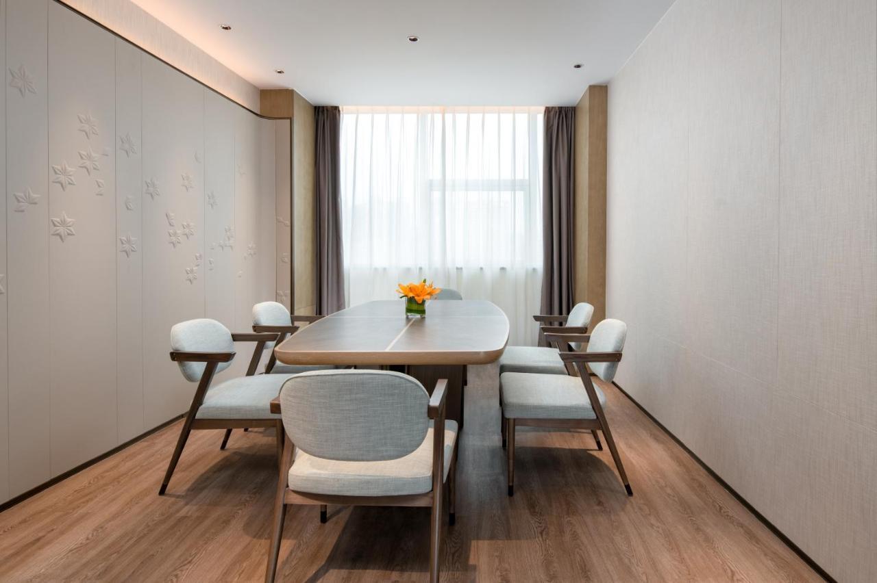 Golden Shining New Century Grand Hotel Beihai Exterior photo